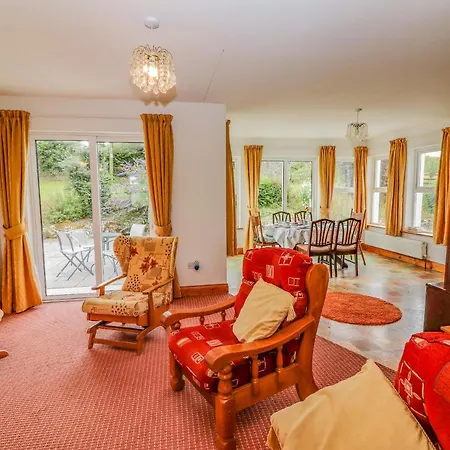 Meadow View * Nenagh